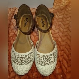 Cream and Brown Kitten Wedge